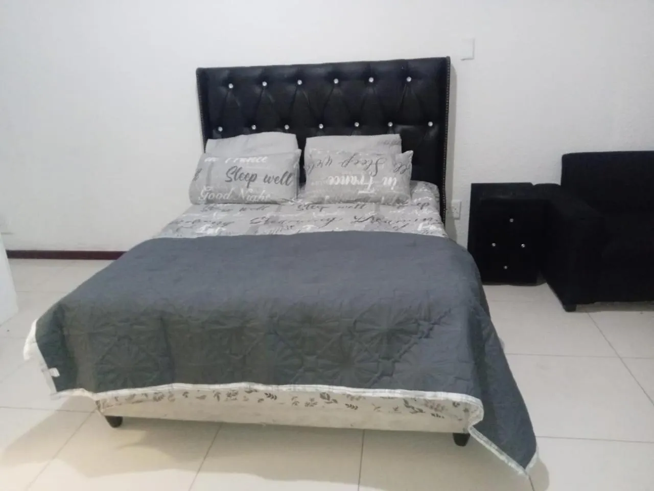 Fajomi Guest House Cape Town